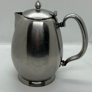 Vintage Arnbee Japan 18-8 Stainless Steel Pitcher Creamer-Tea Pot 7”inch.Tall